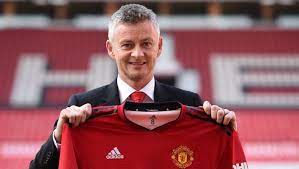 Click here to check out the manchester united home kit for the 2020/2021 season by adidas. First Real Picture Of Stunning 2019 20 Man Utd Home Kit Revealed After Earlier Design Leak 90min