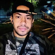 Chad Conover's Instagram, Twitter & Facebook