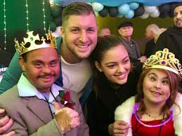 Mar 06, 2021 · american former professional football quarterback, former professional baseball player, and broadcaster tim tebow has a net worth of $6 million dollars, as of 2021. Tim Tebow Foundation S Night To Shine Going Virtual In 2021