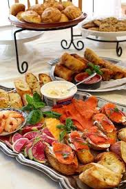 There are different portions like cocktails, appetizers, entrees, sides and desserts. Top Wedding Menu Ideas In 2021 And Tips Wedding Forward