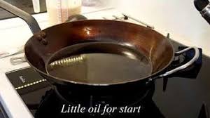 Lodge Cast Iron Pan Vs De Buyer Mineral B Pan Review By Great Earth Youtube Pan Carbon Steel Pan Carbon Steel Skillet