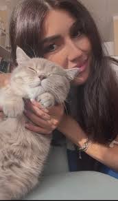 Babysitting and dog sitting services available in Ravenswood