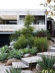 Maison Coloree A Melbourne Idees Jardin Escalier De Jardin Amenagement Jardin