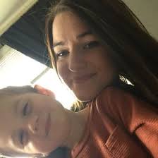 Rachel Knickerbocker (rgreenrose)