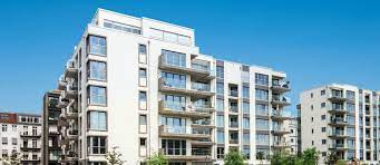 Apartment Community Or Apartment Complex What S The Difference Rent Com Blog