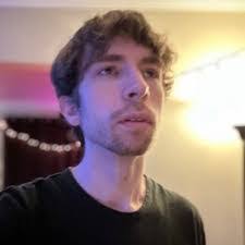 Chris Ridinger's Instagram, Twitter & Facebook