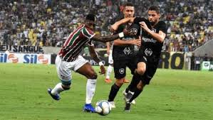Acompanhe fluminense x botafogo ao vivo pelo campeonato carioca a partir das 16h00 (de brasília) com transmissão do canal globo, sportv e premiere. Fluminense E Botafogo Empatam Em Duelo Ganso X Diego Souza