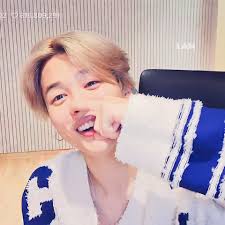 Bts' jimin did a live broadcast via vlive on octuber 20th and he broke at least 3 records. Vlive Jimin Ended Minimoni Updates Rm And Jimin Facebook