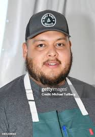 Rudy Suazo's Instagram, Twitter & Facebook