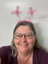 Wanda Mumford's Instagram, Twitter & Facebook