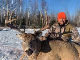 2021 Whitetail Hunt In Sk Saskatchewan Canada Bookyourhunt Com