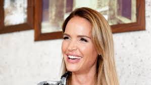 Carol Feher's Instagram, Twitter & Facebook