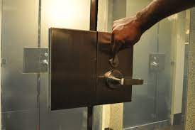 Storm doors or windows do not cause condensation. Privacyvue Electrified Switchable Privacy Glass