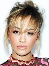 28 Of The Best Hairstyles For Round Faces Haircuts For Long Hair Hairstyles For Round Faces Bangs For Round Face