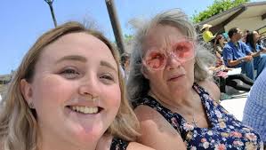 Fundraiser by Lara Burroughs : Beth's funeral, memorial, and family expenses