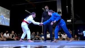 View mayssa bastos' martial arts history as we discover it, we're researching so you don't have to. Mayssa Bastos Scores 21 Points In 7 Minutes