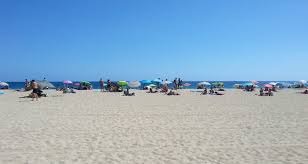Nubi sparse e schiarite, mare , venti. Non Solo Barceloneta Le Spiagge Di Barcellona Dove Godersi L Estate