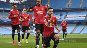 Leeds have won just one of their last eight home games against manchester united in all competitions. Siaran Langsung Liga Inggris Malam Ini Leeds Vs Manchester United Live Mola Tv Pukul 20 00 Wib Tribunnews Com Mobile