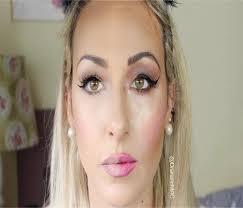 Makeup Dos and Don'ts