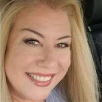 Amanda Hemphill's Instagram, Twitter & Facebook