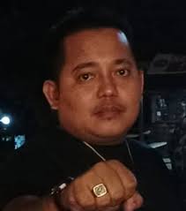 Business owner wanted for Ponzi scheme