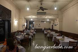 Hotel coliseum serveert buffet ontbijt in 's morgens. Coliseum Cafe Kuala Lumpur Bangsar Babe
