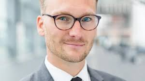 In memoriam Coen Kamermans: strijdlustige viking, master fixer, superman