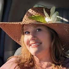 What is the name of the woman who wrote for the New Yorker and Collier's  Weekly?