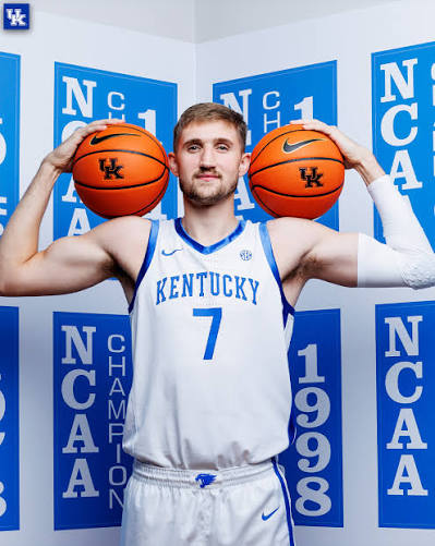 Happy Big Blue Birthday to West Chester, Pennsylvania's, Andrew Carr. Andrew  transferred to the University of Kentucky, having played the prior two  seasons for Wake Forrest University. He helped Coach Mark Pope,