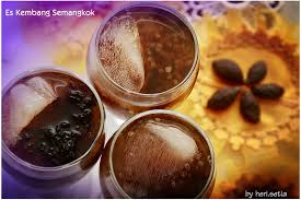 Bunga lawang adalah salah satu bumbu tradisional masakan cina, yaitu ngo hiong, yang terdiri dari lima macam rempah. Es Kembang Semangkok Minuman Khas Melayu Dari Buah See Flickr