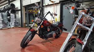 My question is whether it is possible to fit a more traditional handlebar, like the narrow beach bar, to the street bob to achieve a more retro look and maybe sportier. Let S See Your Street Bob Handlebars Harley Davidson Forums