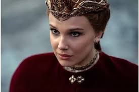 Bintang Damsel Millie Bobby Brown Tetap Menawan Walau Tarung Lawan Naga Api 