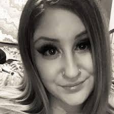 Kerri Swartz (kswartzzz)