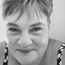 Cupro in Ivory. On repeat. 🕊️