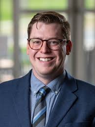 Brandon Searle's Instagram, Twitter & Facebook