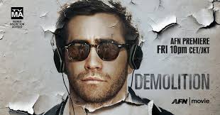 Davis Mitchell (Jake Gyllenhaal) returns to work after losing his beloved  wife in a tragic car accident. After writing a letter to complain about a  vending machine, Mitchell receives a phone call