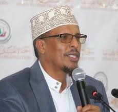 Dadka Jirkooda shahwada ayaa gubeysa oo hadii Maantoo dhan aad u  muxaadareeneyso qaar baa hurdoonaya, hadaadse hal mar nin iyo naag wax ku  saabsan aad soo hadal qaado kii hurday ayaa qosol