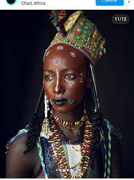 African Americans claiming they do not look like Africans. But they never  compare themselves to mixed Africans. You a lot of Ebony with a bit of  Ivory. Little to no copper. 🤣🤣🤣