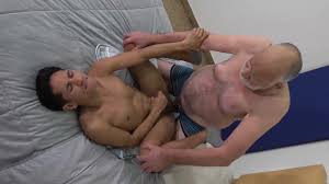 younger man cruises a hot daddy & services his cock [Video]