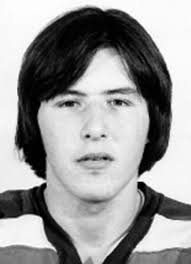 Player photos for the 1975-76 Oshawa Generals at hockeydb.com