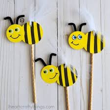 As children grow from toddlers into mature preschool students, they can take part in more advanced activities, and they can start to play with here are 101 things to do with preschoolers, including suggestions provided by dr. 34 Of The Absolute Best Bee Crafts For Kids Kids Love What