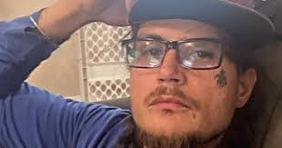 Lori Cantara's Instagram, Twitter & Facebook