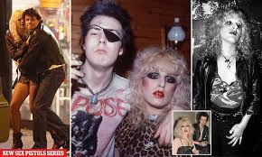 In the rooms above, people partied, prowled and slept. Story Of Sid Vicious Girlfriend Nancy Spungen Is Told In Sex Pistols Biopic Pistol Daily Mail Online