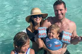 Hammer joined his family on the island earlier in the pandemic, but told gq that he came very close. Armie Hammer Elizabeth Chambers Son Hospitalized After Bad Fall News Brig