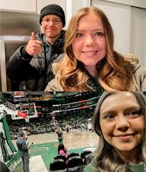 Blessed is all I can say🙏💚🦌 Seeing the two teams I watch almost every  night play in person is the coolest thing ever!! 🏀