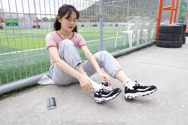 袜啵啵]第16期熊熊斯凯奇运动鞋、棉袜（踩脏）、裸足- BEST XXX TUBE