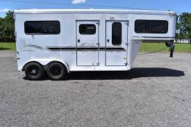 A 40 ft diamond c engineered beam gooseneck trailer is 900 lbs. Used 2000 Sundowner 2 Horse Trailer Gooseneck Horse Trailer Dixie Horse Mule Co