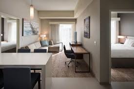 So, bring the whole family along on your next disneyland vacation and you can all sleep comfortably at one of these conveniently located hotels. Hotel Suites Extended Stay Residence Inn By Marriott