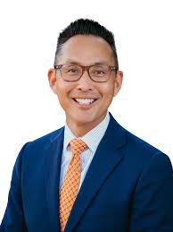 Peter Choy's Instagram, Twitter & Facebook