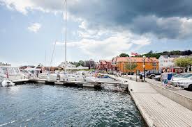 Mann slo mann på byen. Campus Grimstad Universitetet I Agder